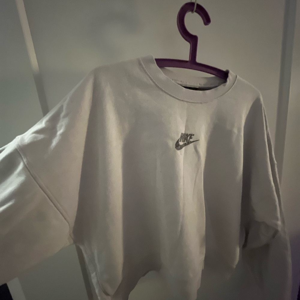 Nike Light Gray Crewneck Sweatshirt